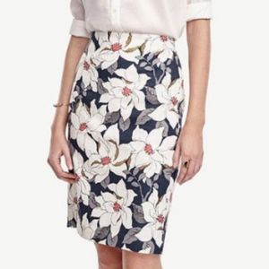 ANN TAYLOR FLORAL SKIRT